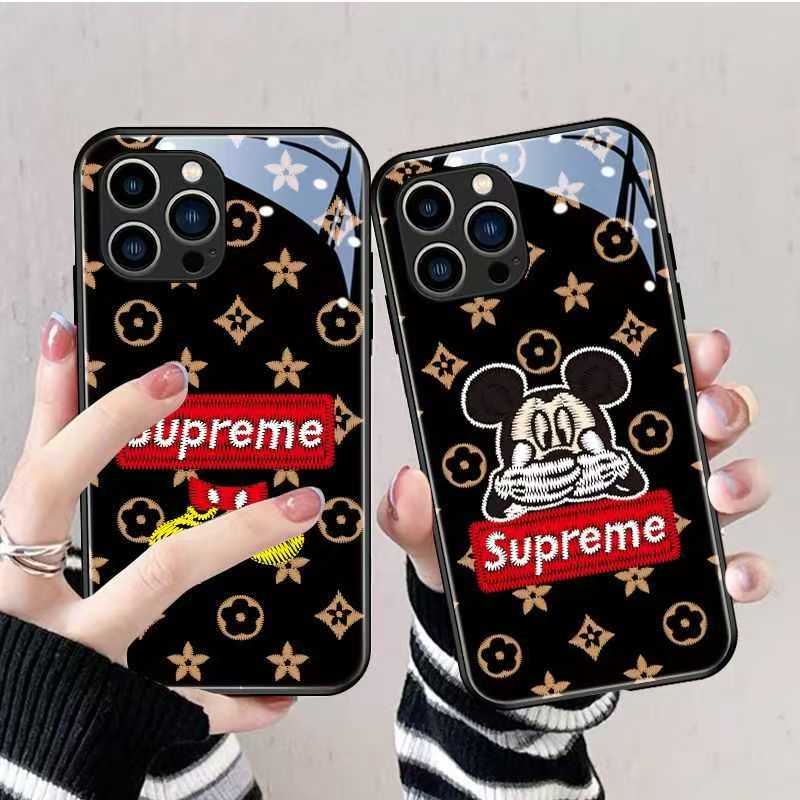 Supreme iphone 16 plusカバー