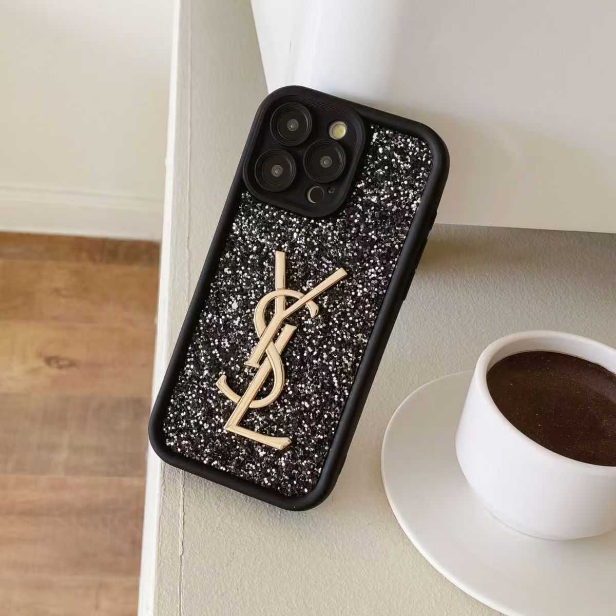 サンローラン iphone 16 proジャケットケース