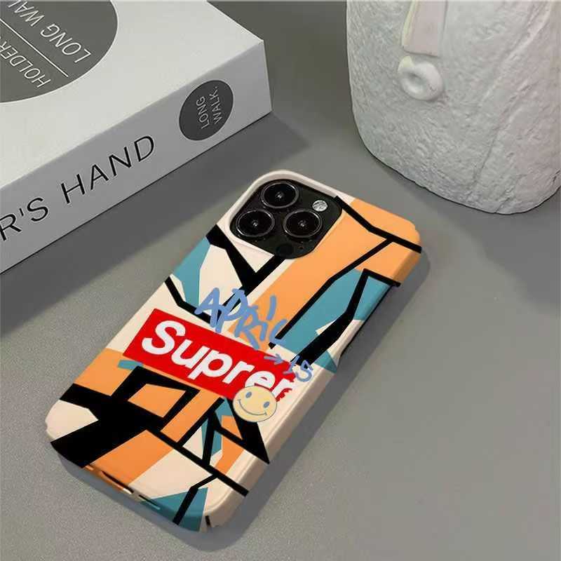 シュプリーム iphone 16 plusスマホケース