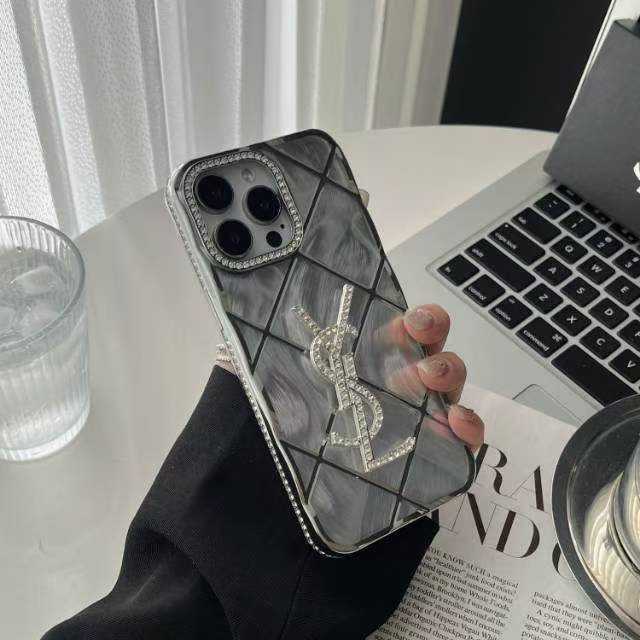YSL iphone 17/16 pro ケースキラキラ